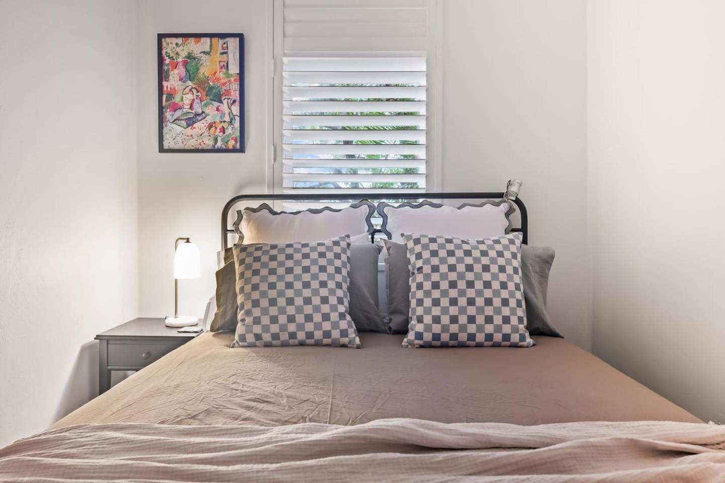 Coastal Corner - Contemporary Chic By The * Sydney